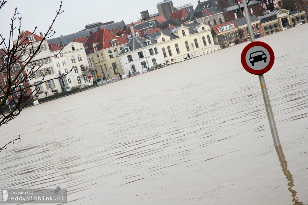 2011-01-14 Hoog water, Deventer (blog) 006